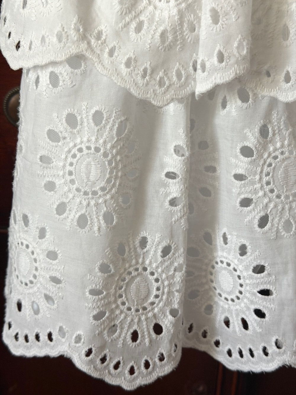 White Eyelet Girls Dress NWT’s - Picture 14 of 14